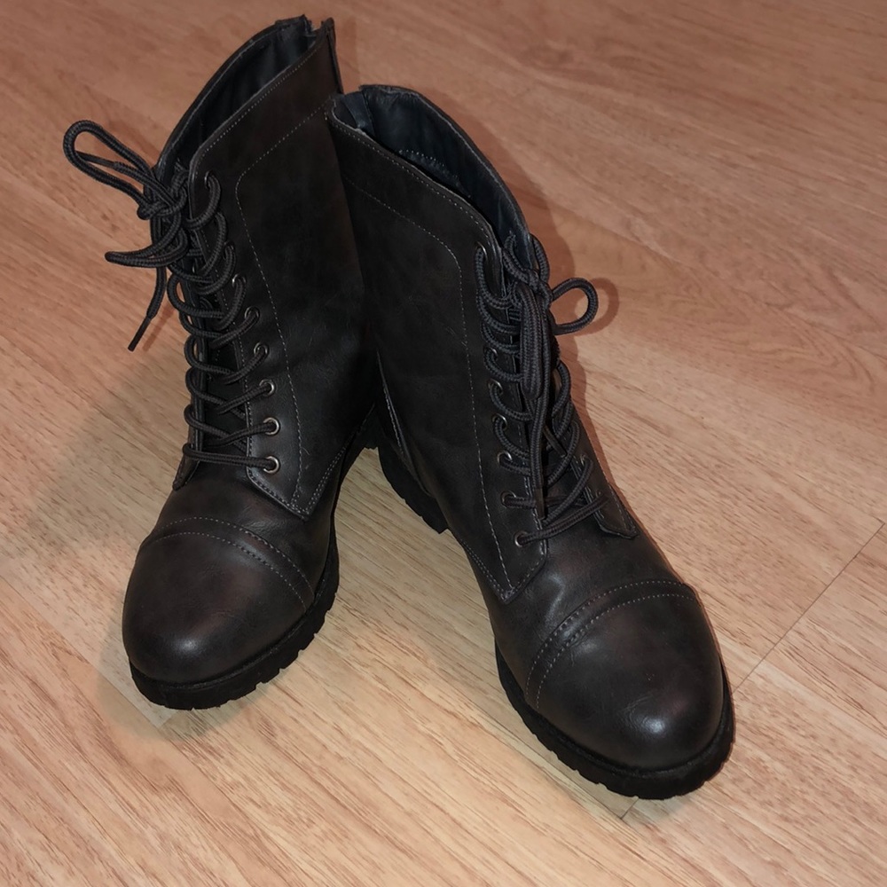 Boots!!
